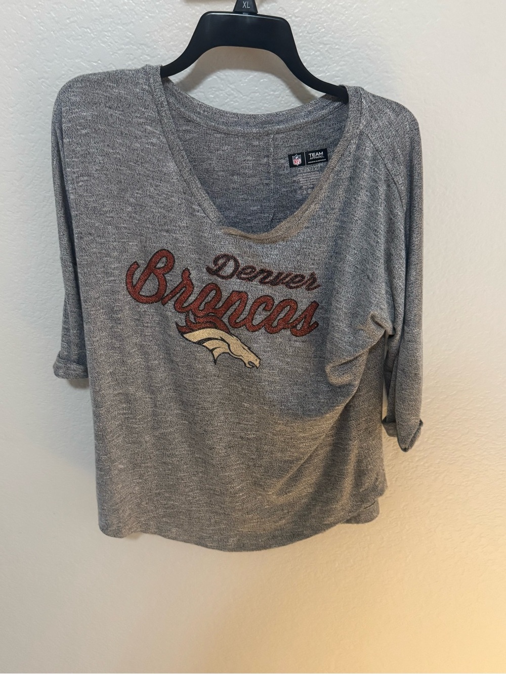 NFL Women's Gray Denver Broncos Pullover Top with Script Logo
